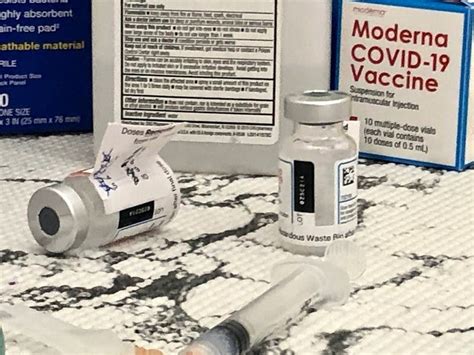 After their first dose, patients should continue to receive a Td or Tdap <strong>vaccine</strong> for routine <strong>booster immunization</strong> every 10 years. . Cvs vaccine booster